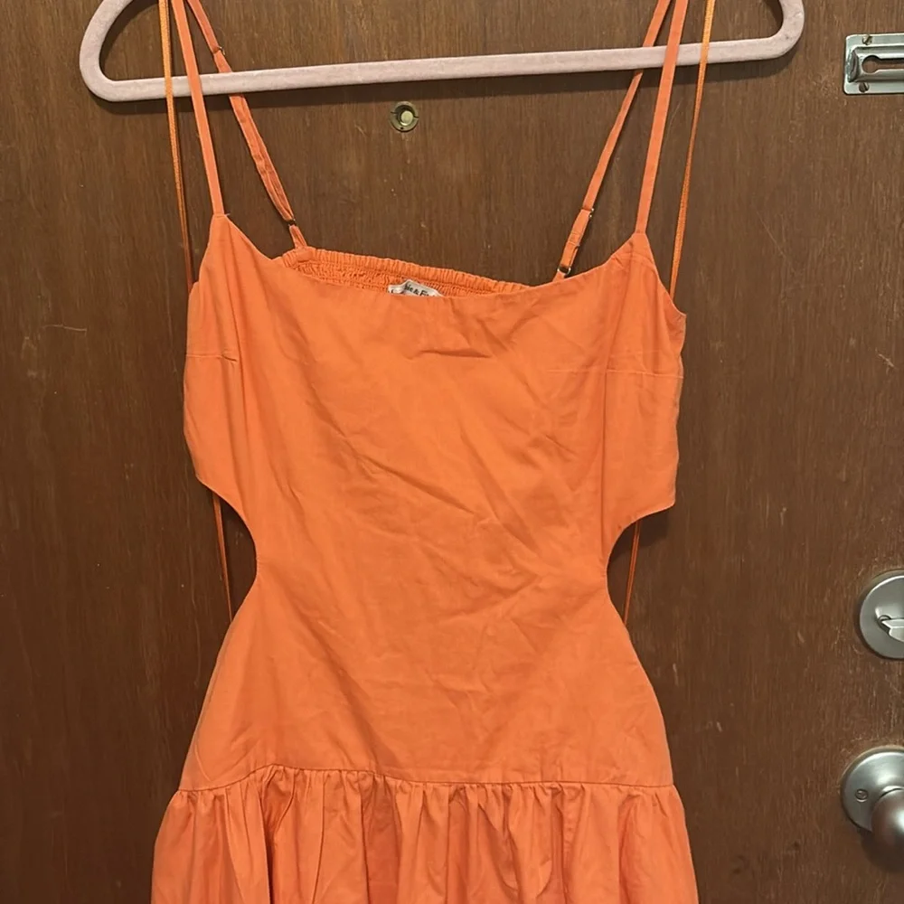 NWT Abercrombie & Fitch Dipped Drop Waist Cutout Maxi Dress - Picture 5 of 16